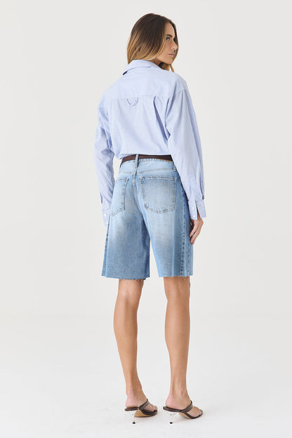 Bermuda Luna Recortes Barra a Fio – Jeans Claro